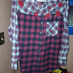 Embroidered Floral Plaid Button Down Shirt